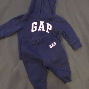 Baby gap sweat outfit